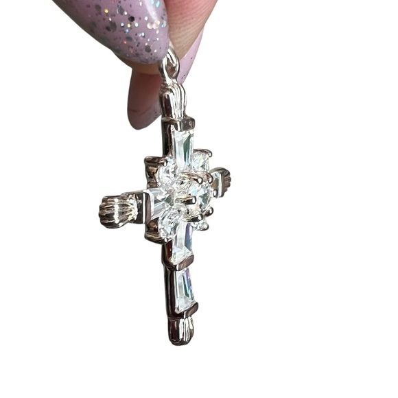 New Solid Sterling Silver 925 with Cubic Zirconia Stones Cross Pendant - Picture 5 of 6